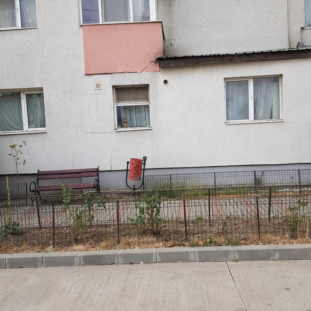 Vânzare apartament cu două camere