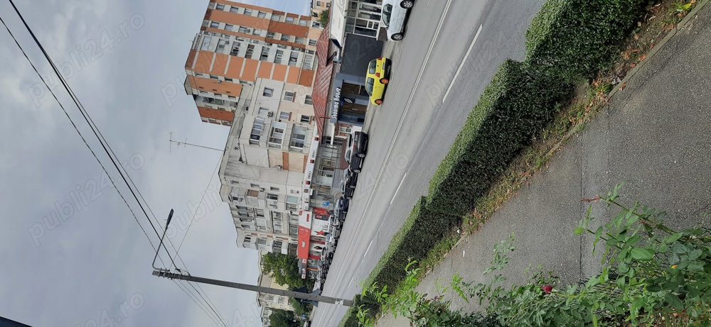 Închiriez apartament Trivale Parter STRADAL ( la bulevard)
