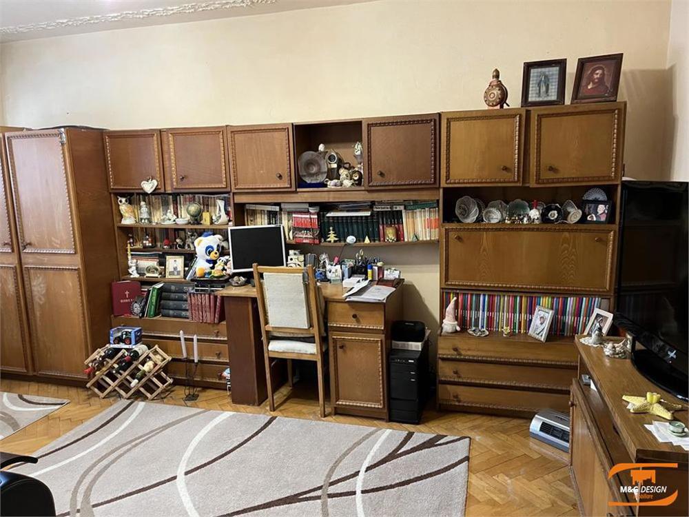 Apartament 2 camere zona Aradului etaj 1