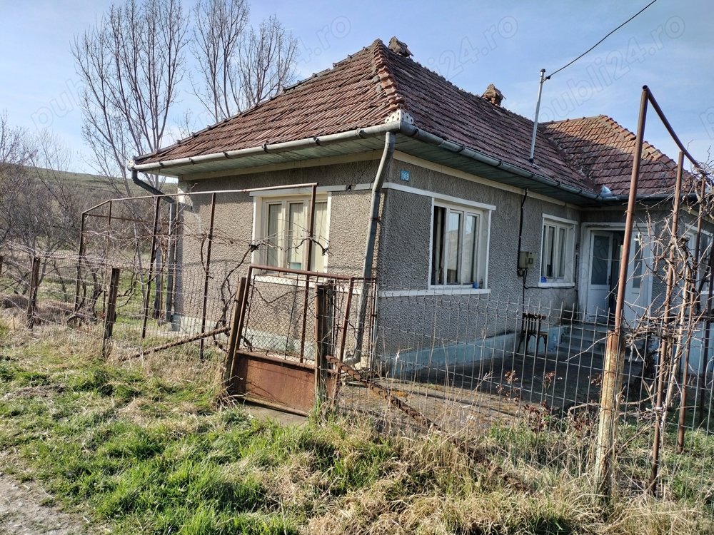 Casa de vânzare Lujerdiu , telefon  