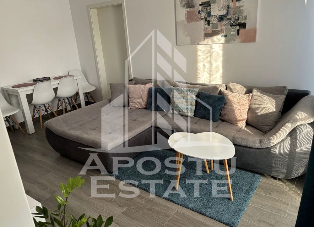 Apartament cu 2 camera, parter, loc de parcare privat, zona Girocului.