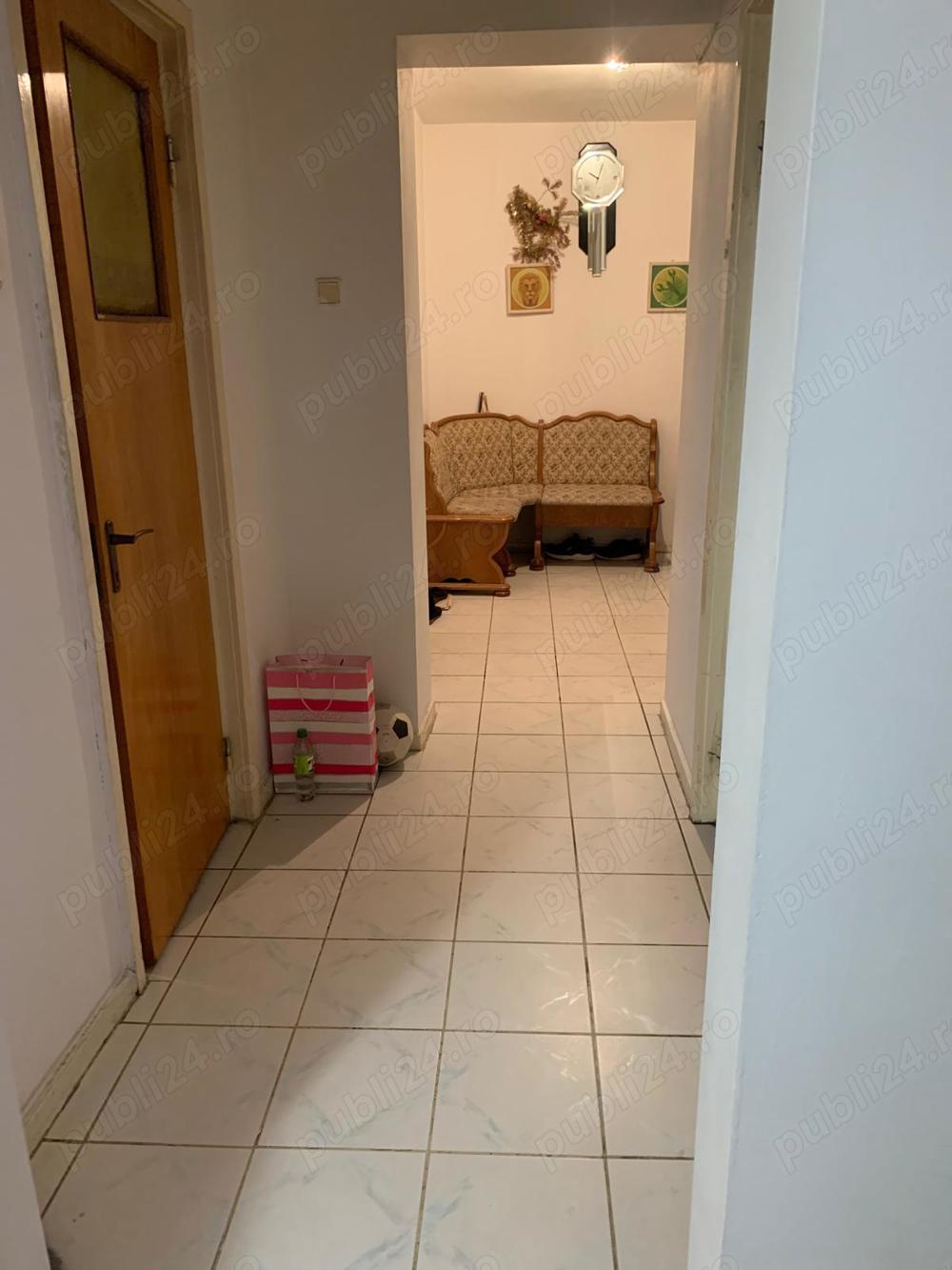 De vanzare apartament 3 camere zona Bucurestii Noi