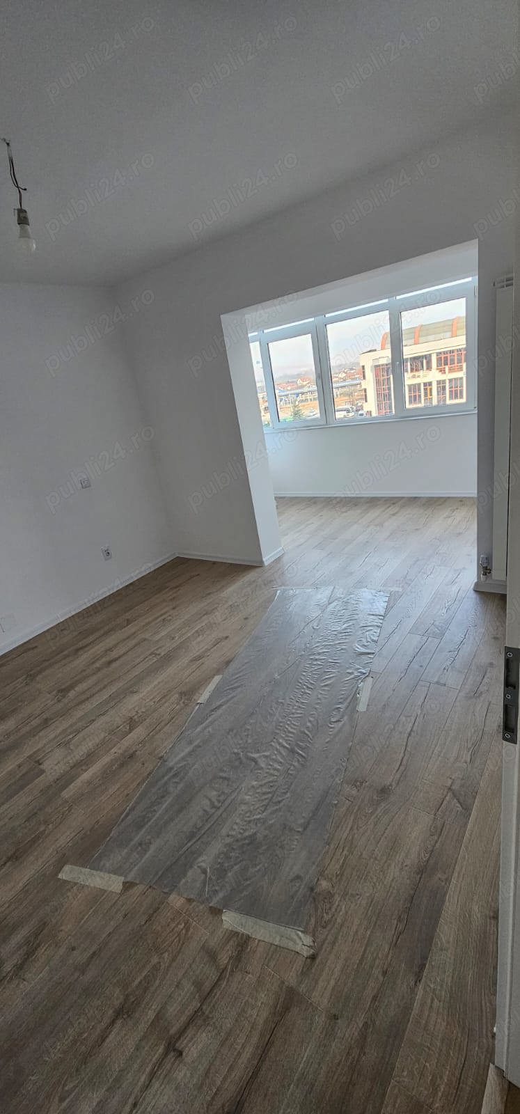 Vand apartament 4 camere amenajat