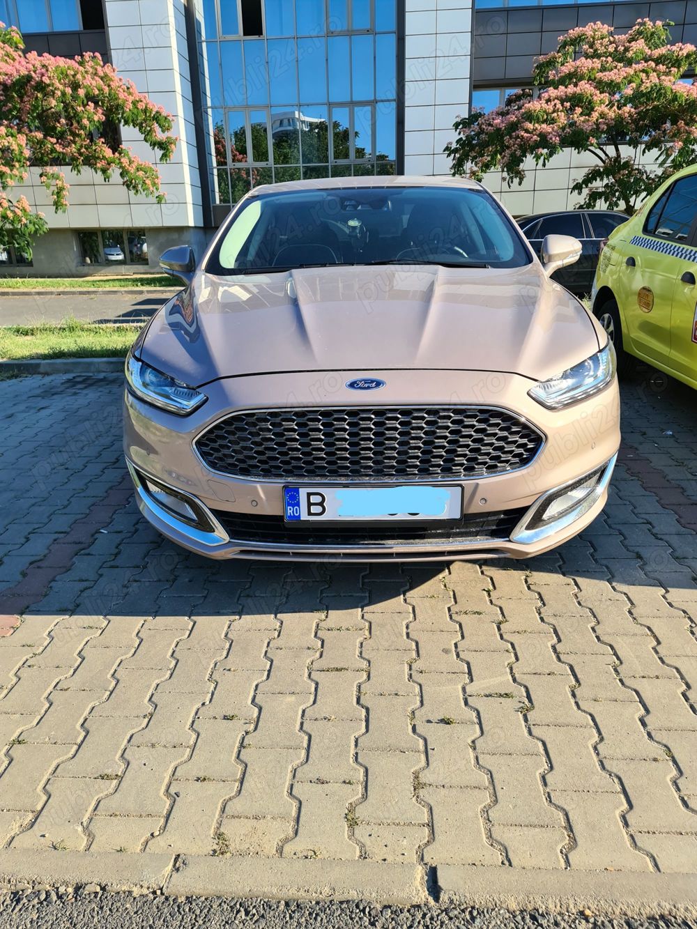 Ford Mondeo Mk5 Vignale hybrid