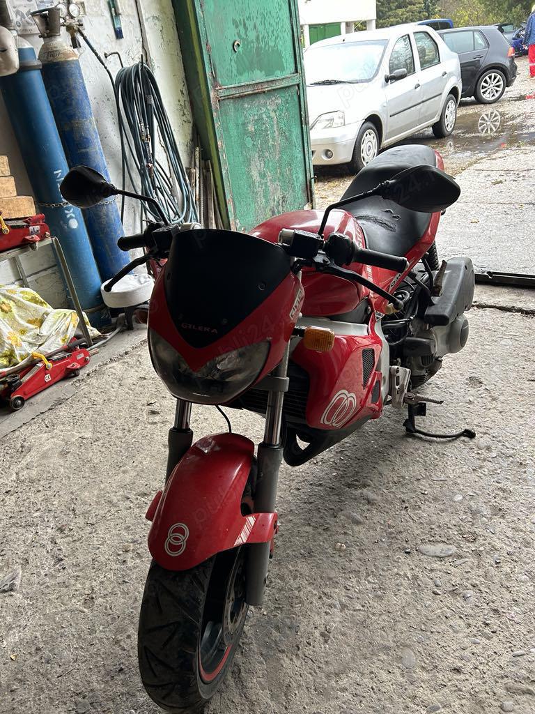  Vând Gilera DNA 180 cc înmatriculată Ro