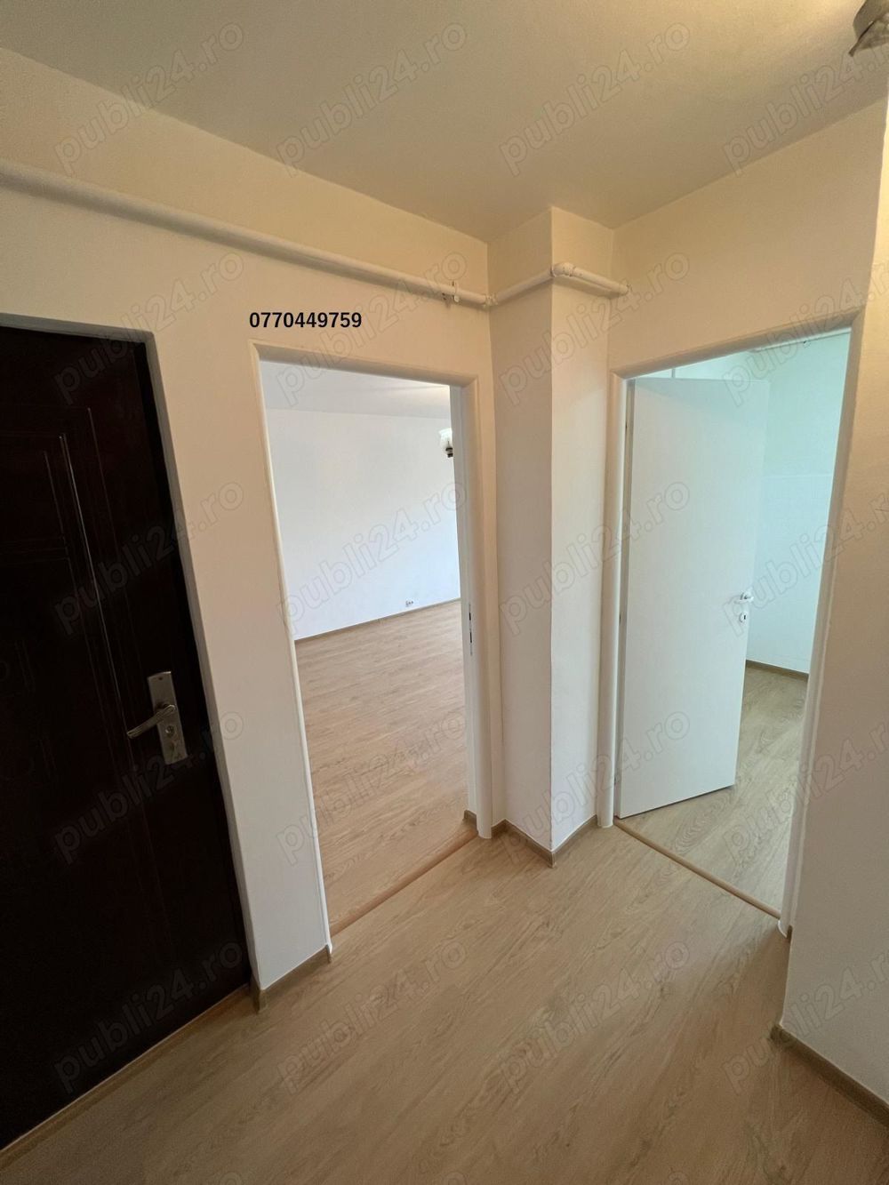 Vand apartament 3 camere nemobilat