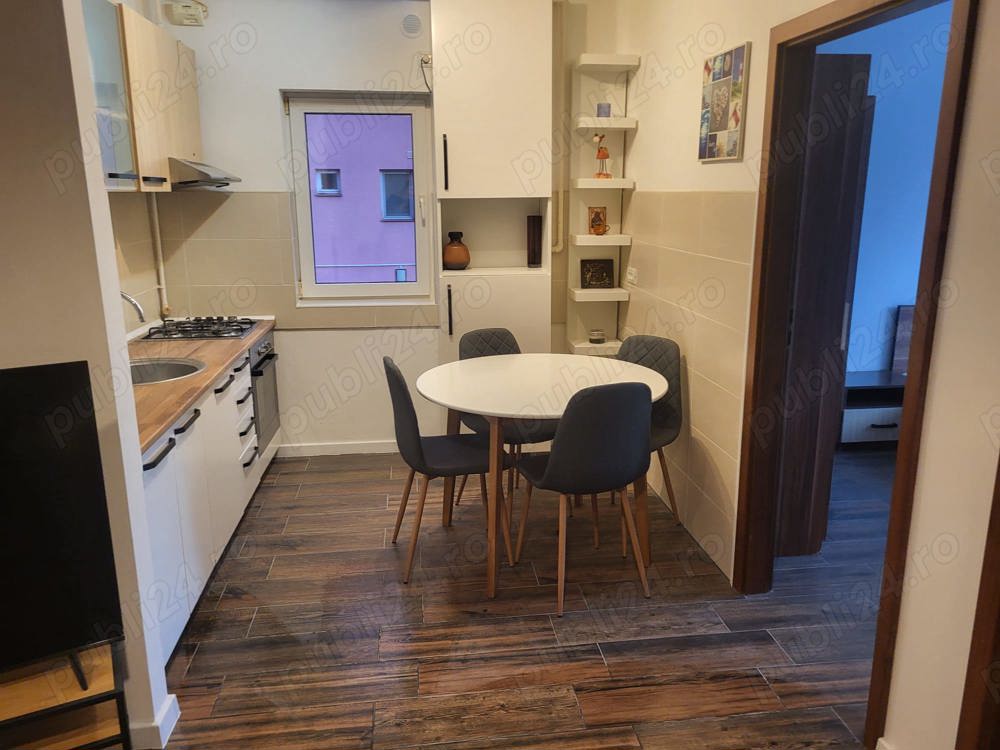 Anunț de Închiriere Apartament Modern în Complexul R1 ARED UTA, Arad