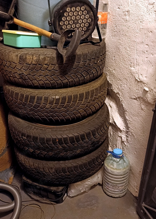 Set jenti + anvelope iarna Nokian 195/60 R15 M+S Opel Astra G - 4 buc