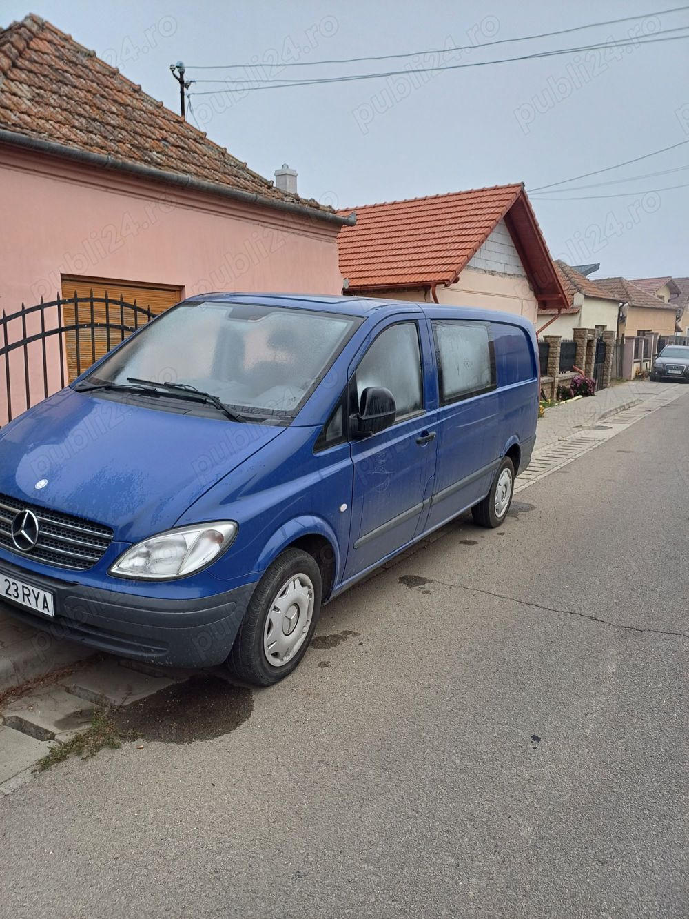 Vând Mercedes vito 
