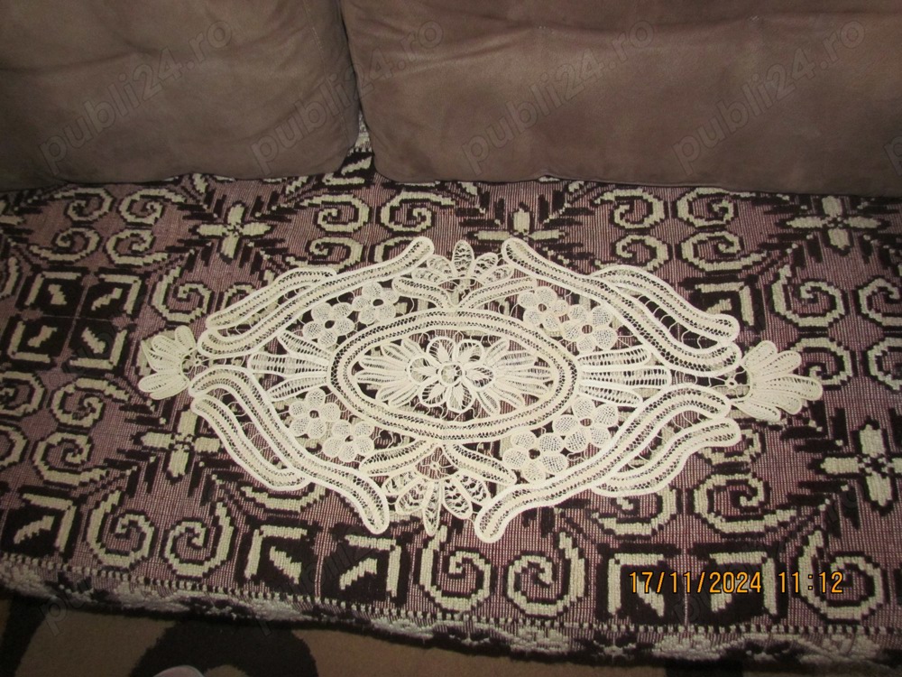 Vand mileuri lucrate din macrame crosetate