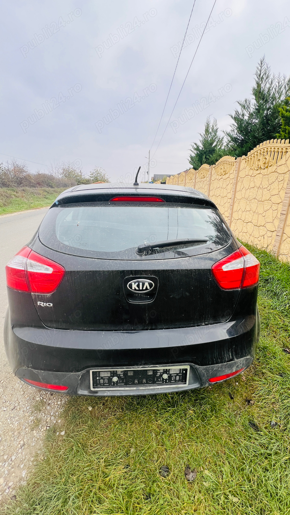 Bara spate kia rio 