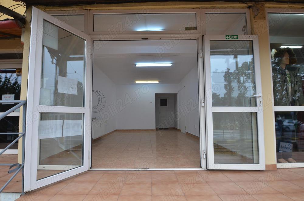 Proprietar inchiriez sp com 40mp Coposu vad comercial  si vitrina mare