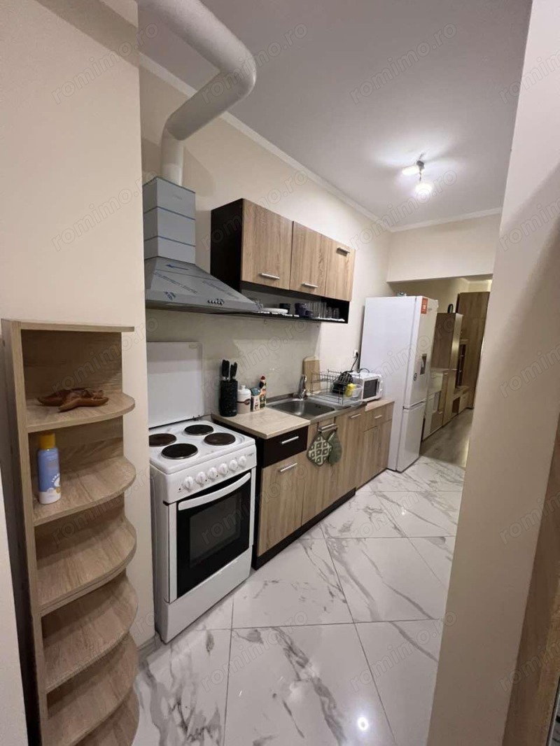 De inchiriat garsoniera in zona Badea Cartan