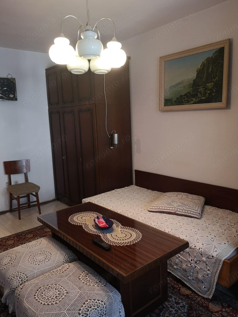 De inchiriat garsoniera in zona Blascovici