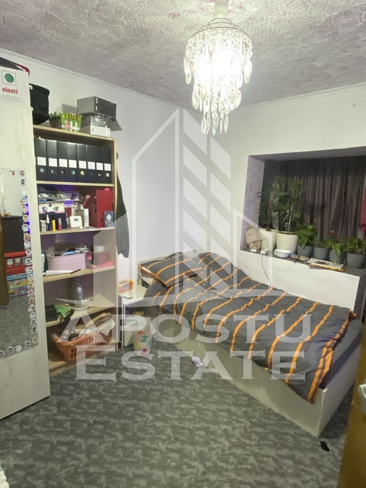 Apartament 3 camere, centrala proprie, in zona Girocului