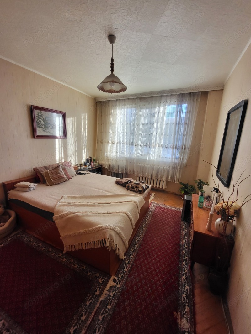 De vanzare apartament 1 camera in zona  Medicinei