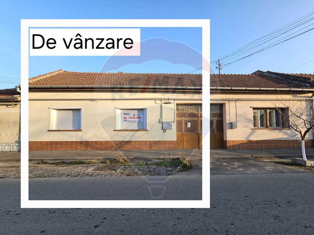 Casa de vanzare