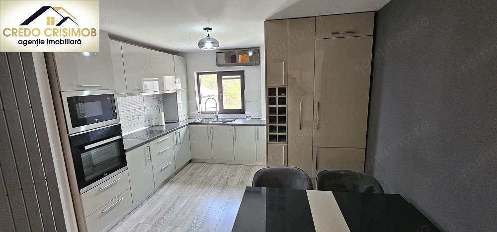 Vand apartament mobilat si utilat complet ,Renovat modern 