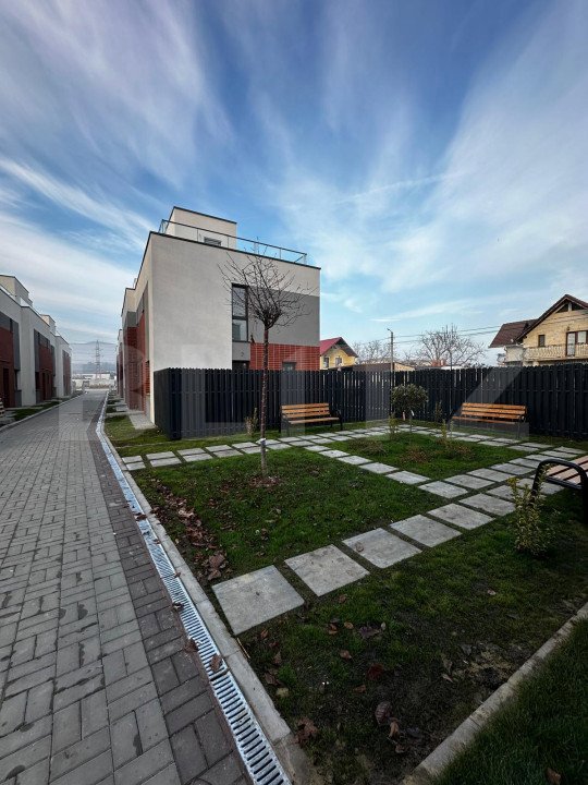 Casa insiruita, 79 mp, FINISATA, 30 mp gradina, 35 mp terasa, zona ACQUA PARK