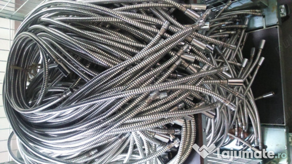 Furtun dus cu filet exterior de 3 8" si piulita de 1 2", lungime 160cm