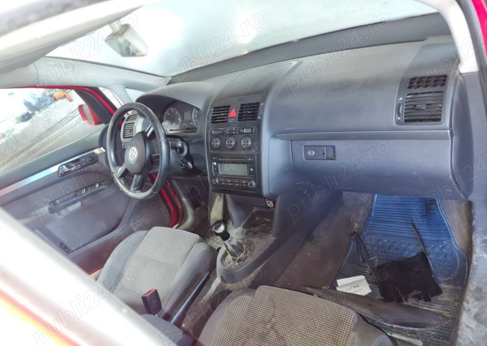 Dezmembrez Vw Touran 1.9 tdi