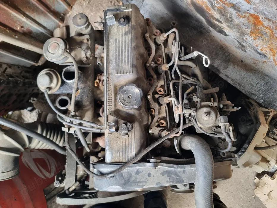 Motor complet cu anexe Mitsubishi Pajero, L200 2.5 73 kw
