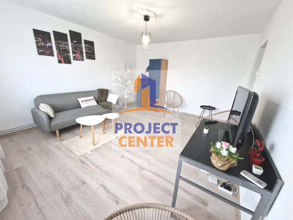 Apartament 4 camere Prundu