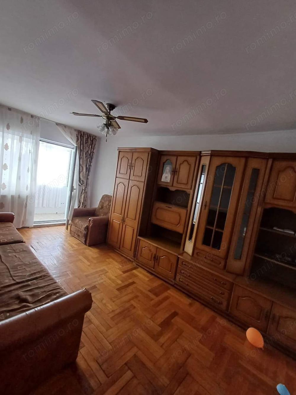 De vanzare 3 camere , etajul 3 , spatios , 39900 euro