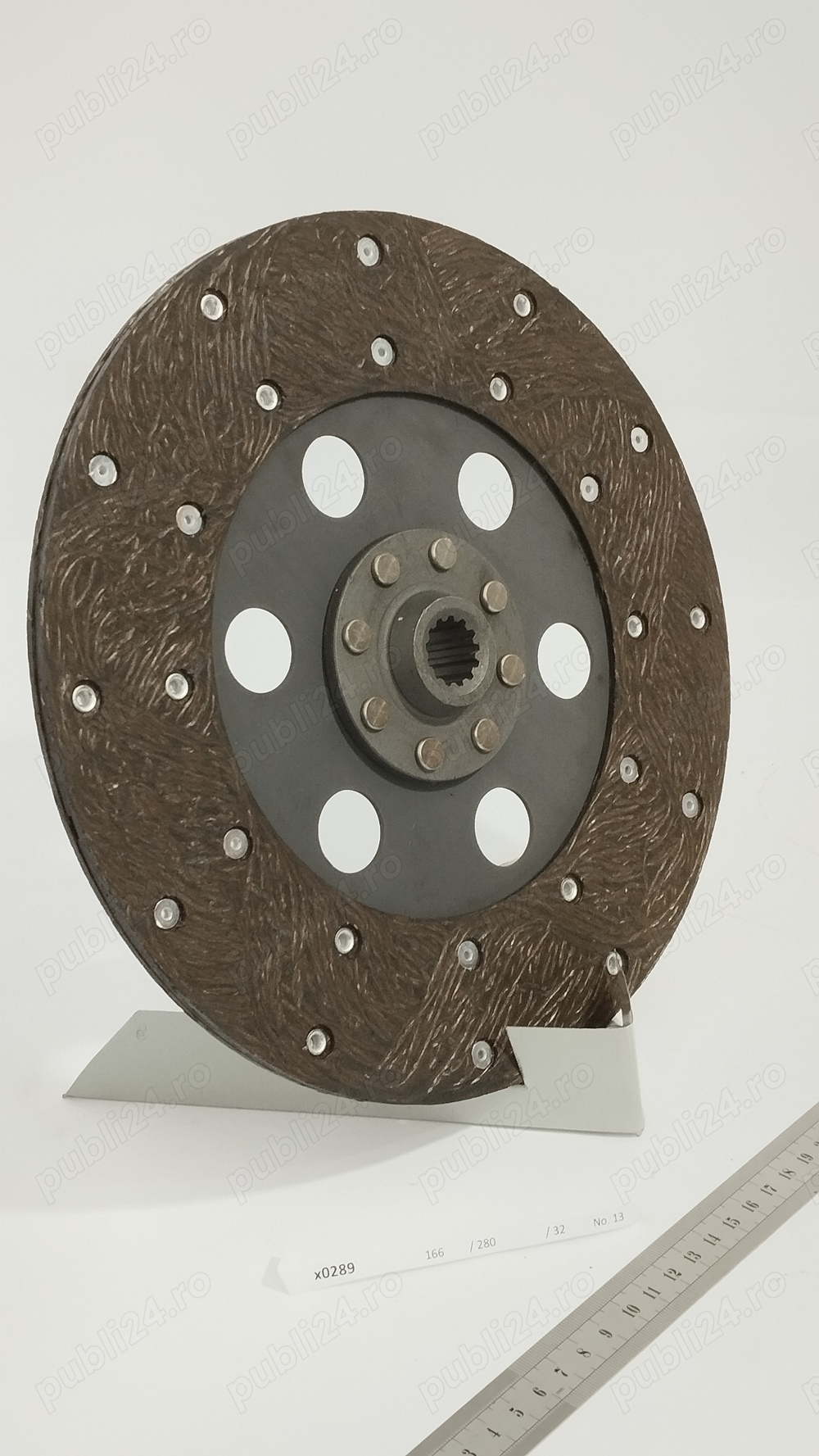 Disc de ambreiaj pentru tractoare FIAT 56-66, 60-86, 70-86 (44909044) x0289