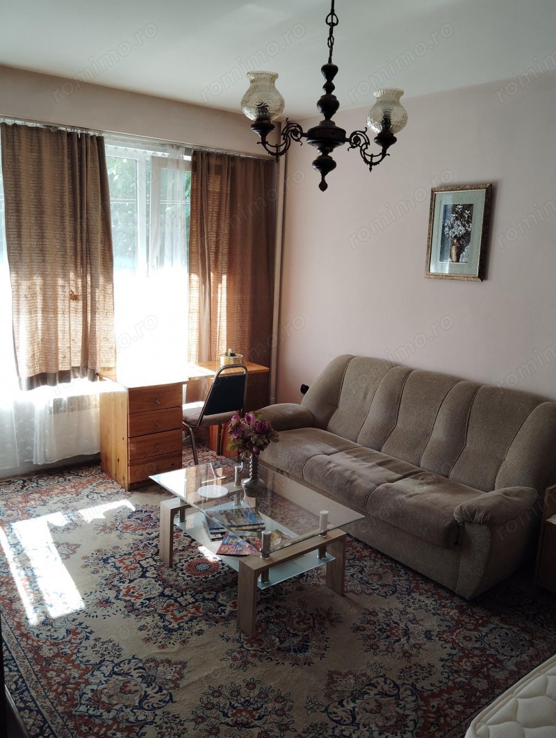 De inchiriat apartament cu o camera in zona Torontalului