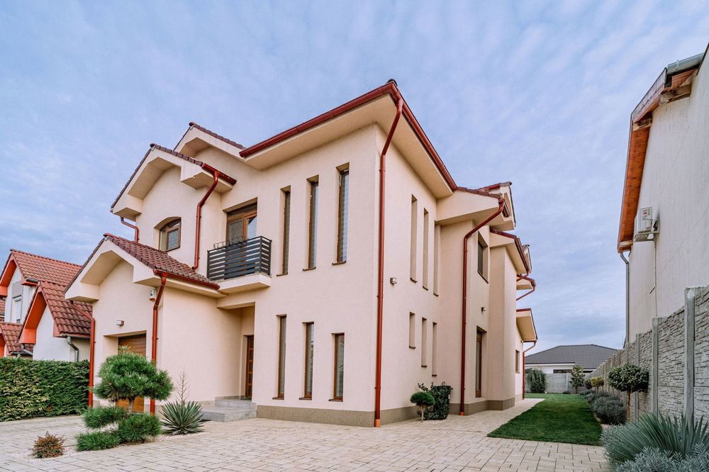 Vilă Sântandrei, 5 camere, SCD 321 mp. 340.000 €. Comision 0 Vilă Sântandrei, 5 camere, SCD 321 mp. 340.000 €. Comision 0