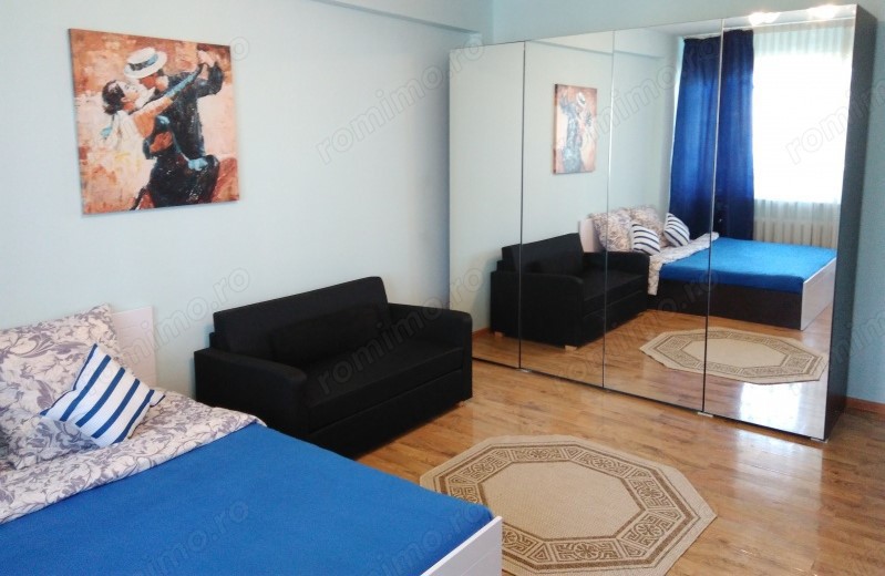 2 camere de vanzare in zona  Costin Georgian