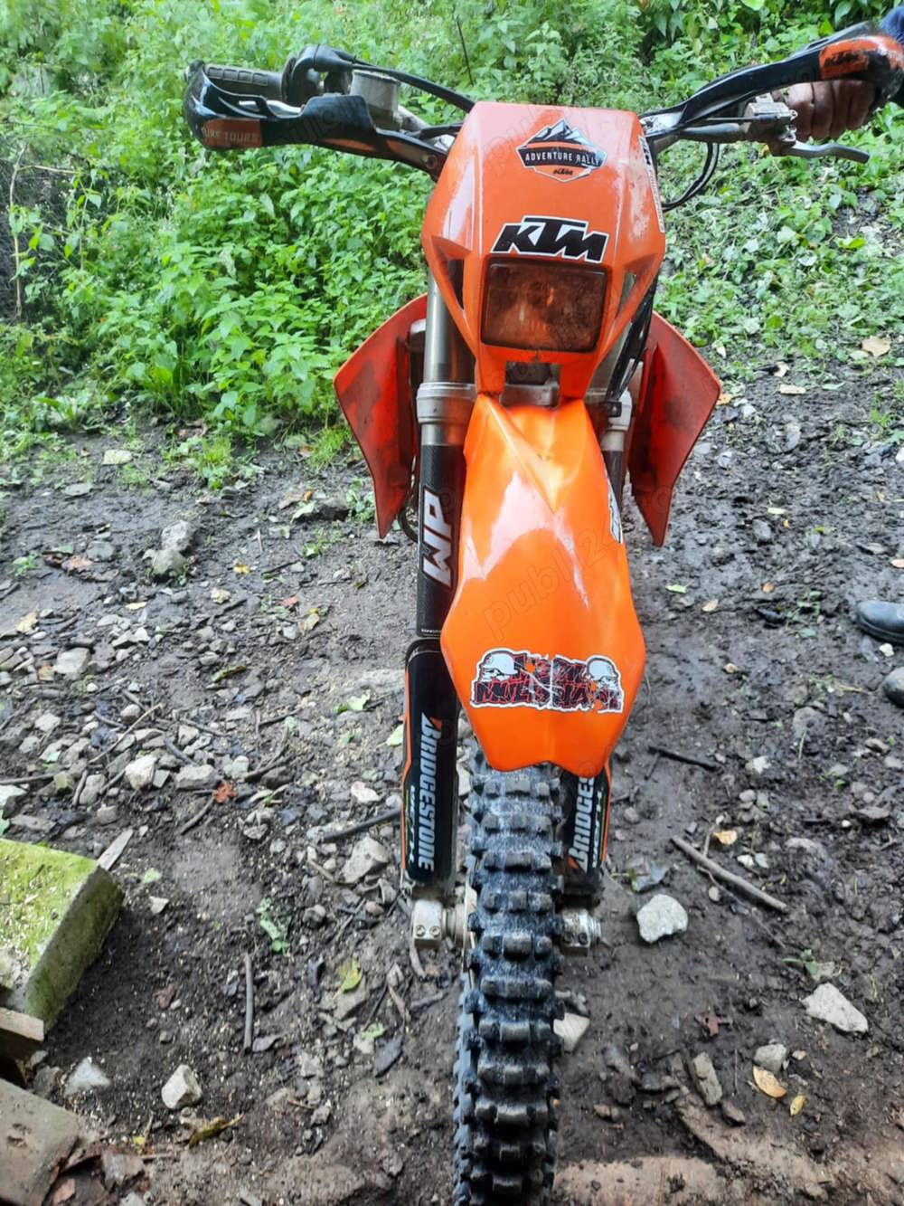 Vand sau schimb cu vaci ktm 450 exc cu acte