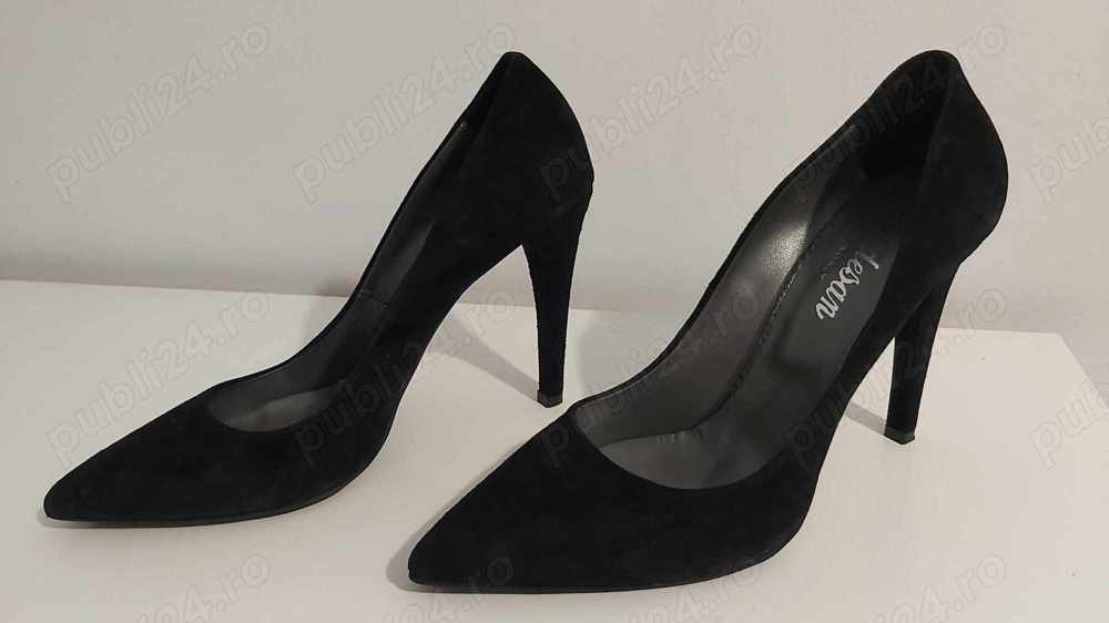 Pantofi de dama, negri, eleganti, pentru evenimente speciale