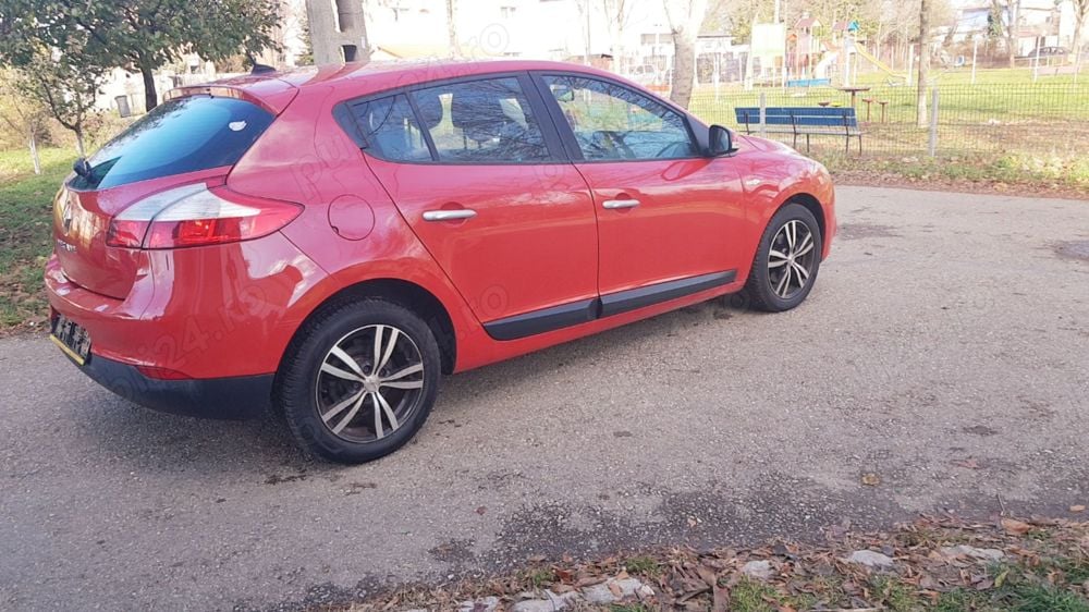 Vand renault megane 1.5 dci, 90 cp, model 2011, euro, 5