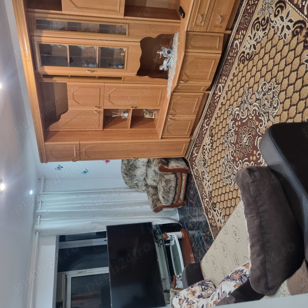 Apartament 3 camere Craiova aproape de centru