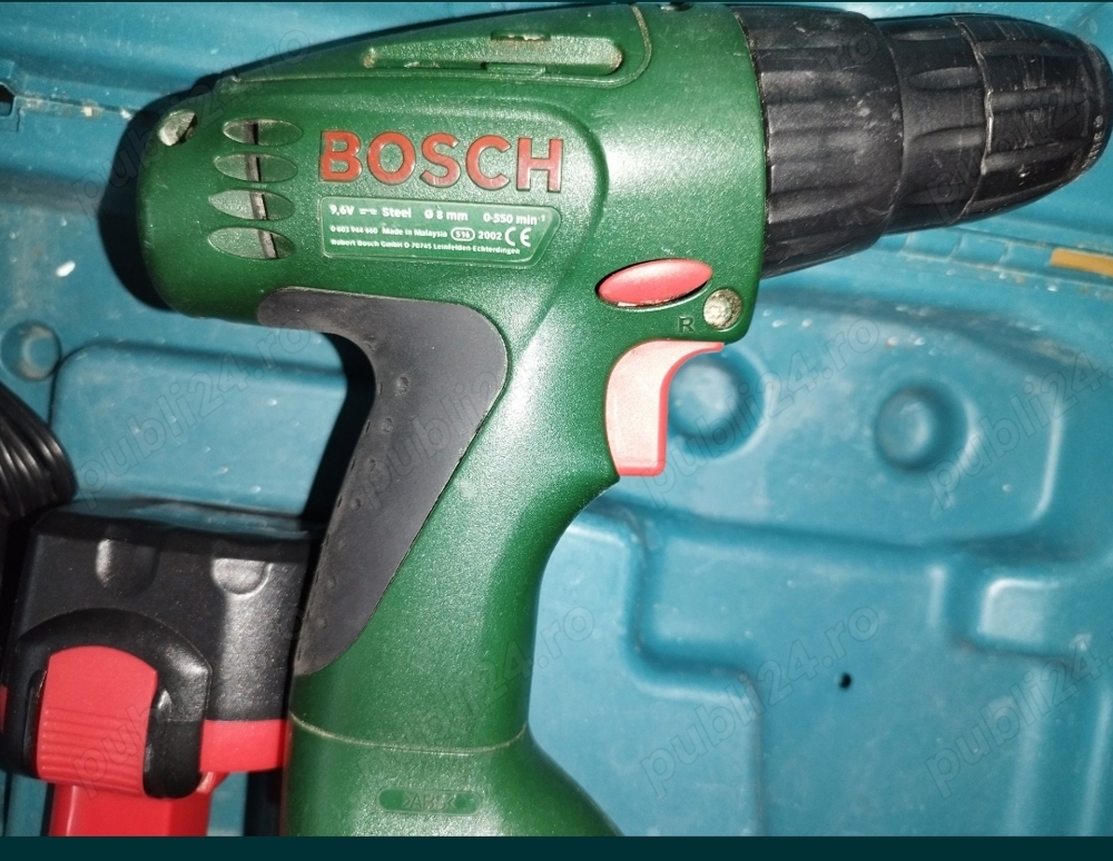 Bormașină, autofiletanta Bosch 9,6 v , încărcător si 2 acumulatori ( nu tin de pe o zi pe alta)