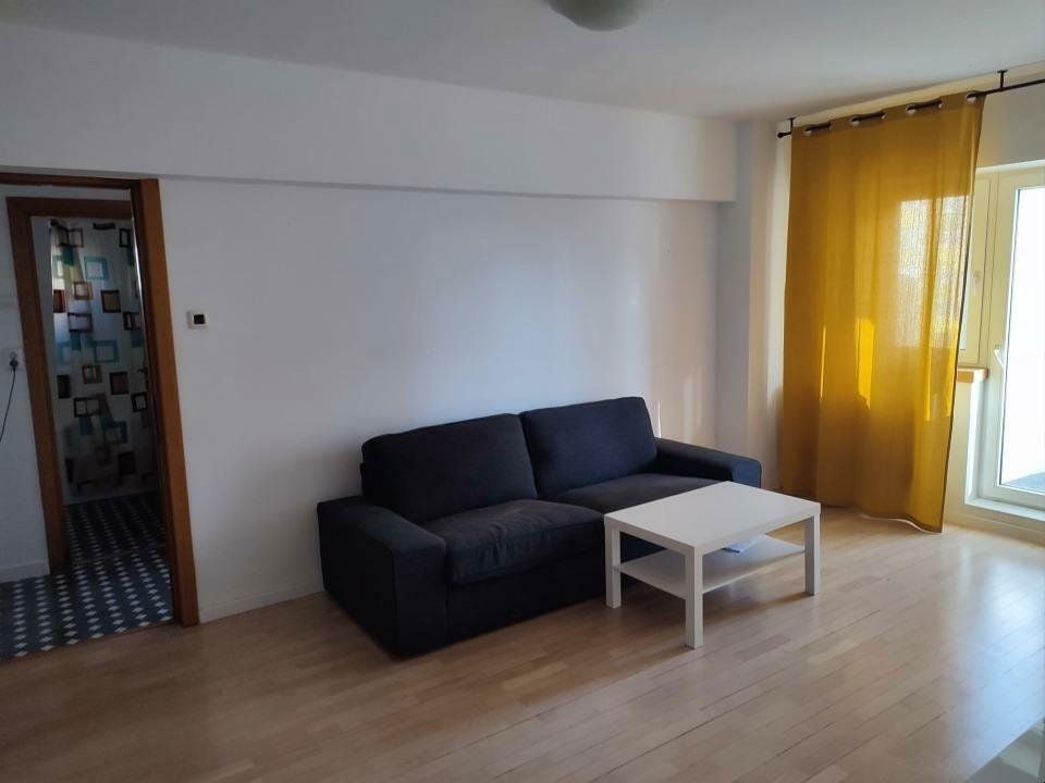 Apartament 13 septembrie