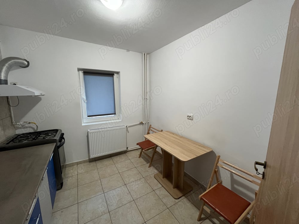 Vand apartament 3camere, zona 9 Mai