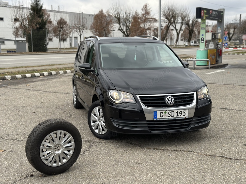 Vw Touran*2010*navigatie*BiXenon*euro 5*pilot*1.4 benzina TSI*Germania