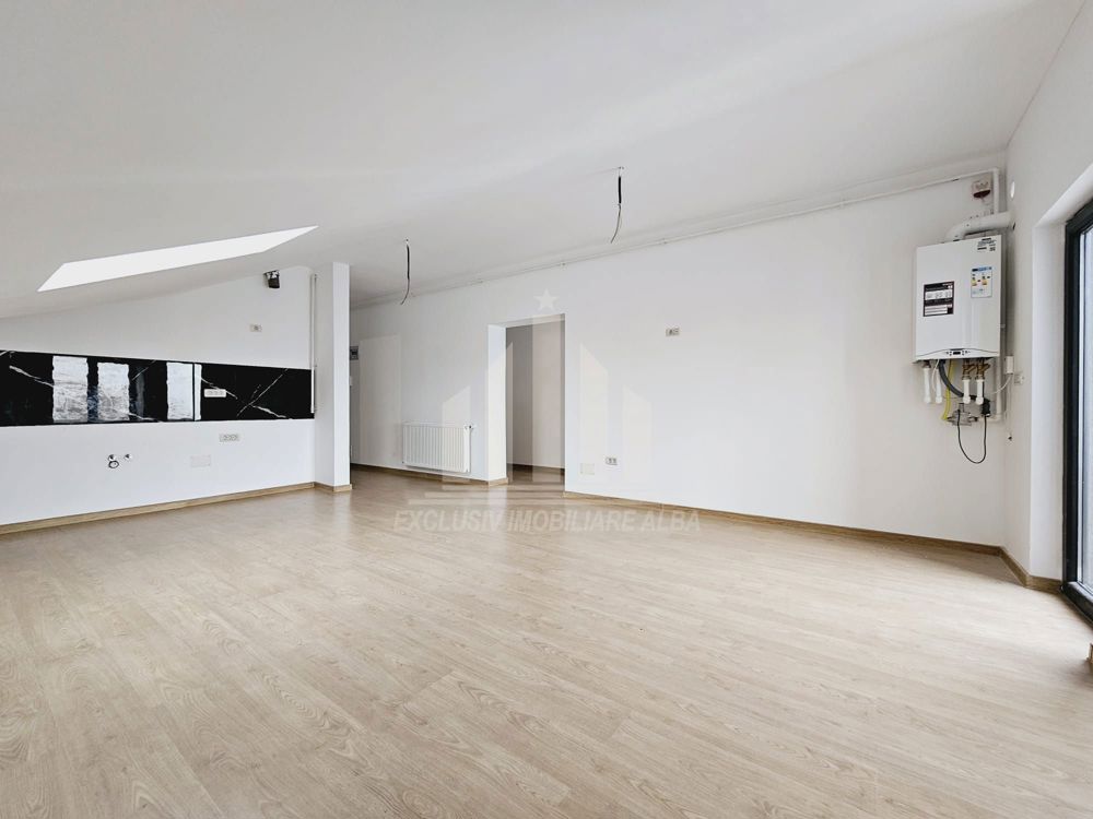 Apartament cu 3 camere bloc nou, Cetate