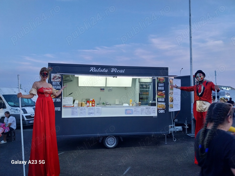 Vând rulota echipata fast-food,an fabricatie 2024
