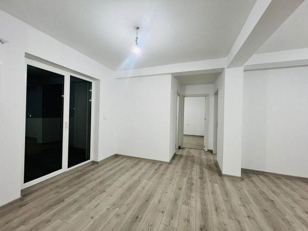 Apartament cu 3 camere cartier nou Zona Torontalului