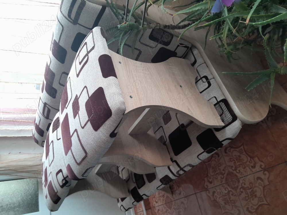 Coltar plus masa  pt bucătărie!