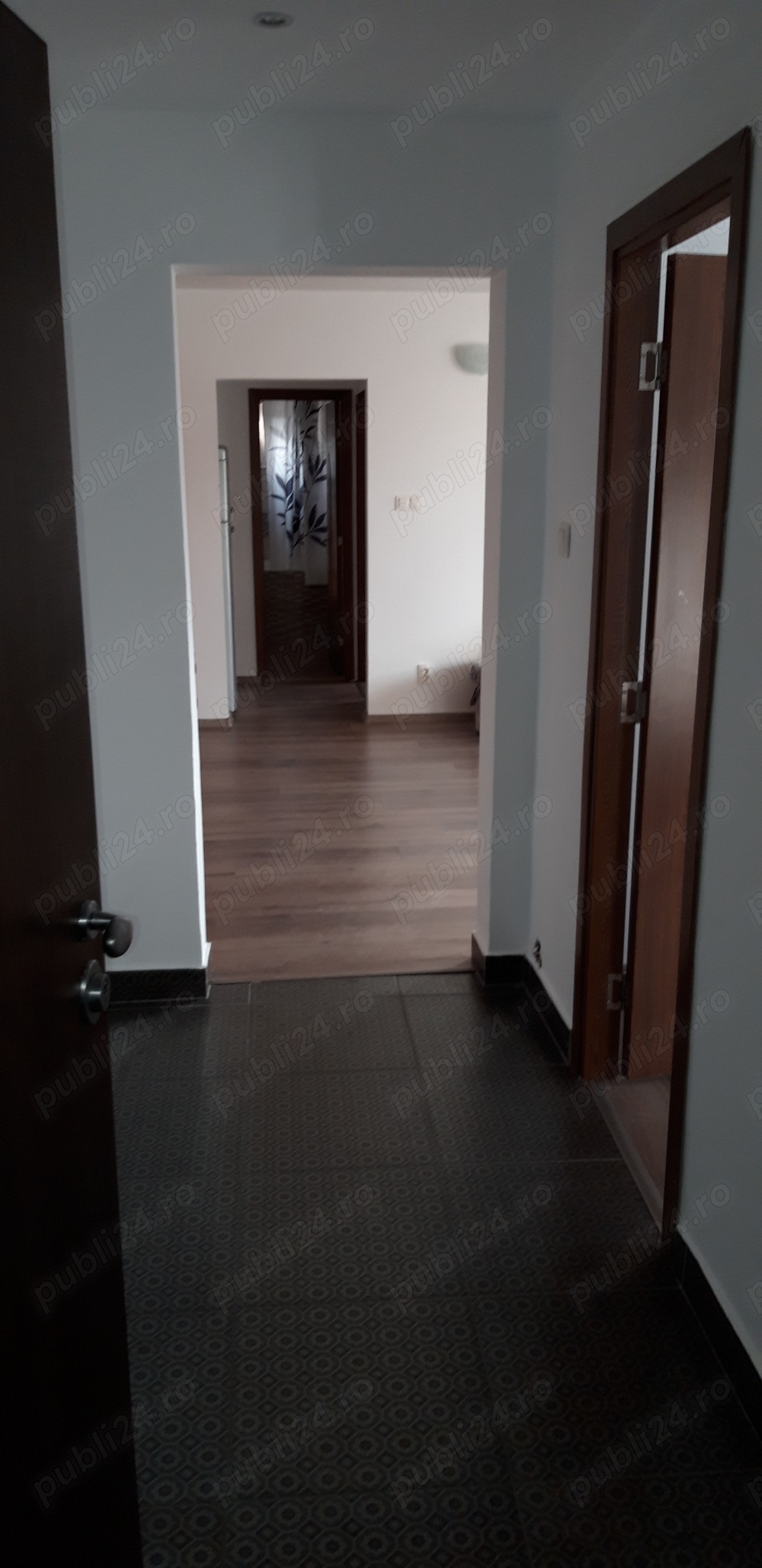 Vand Apartament 2 camere Nufaru