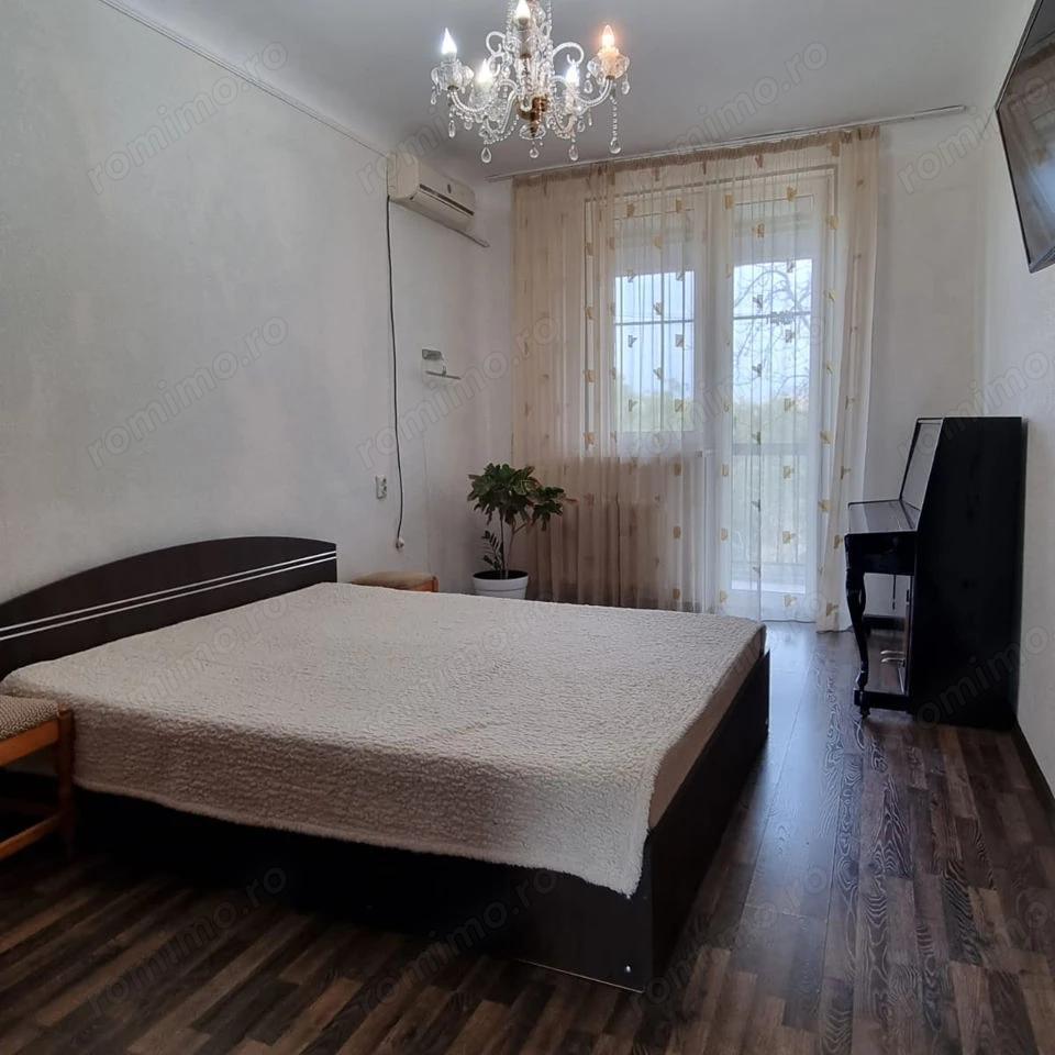 Inchiriez Apartament cu 2 camere in zona Crangasi