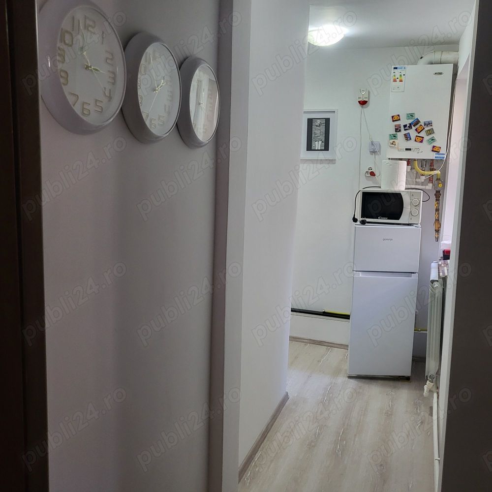 Închiriez apartament în regim hotelier