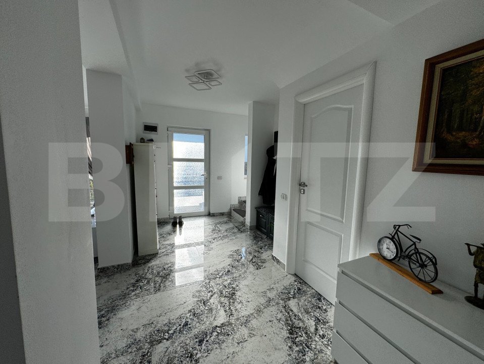 Casă tip duplex, 4 camere, 240 mp utili, 575mp teren, Kaufland - Cetate