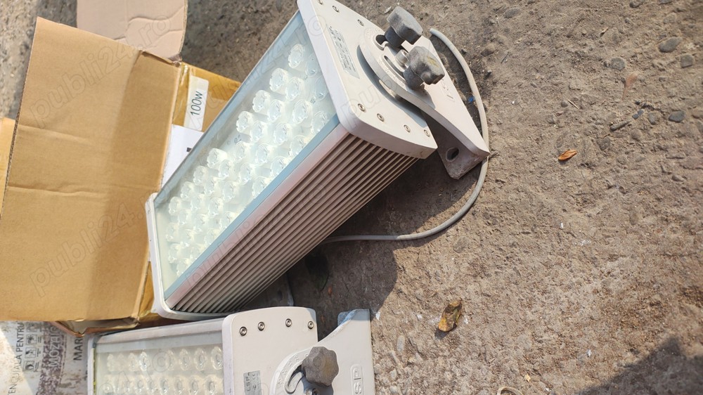 Lumini arhitecturale rgb pentru exterior. Iluminare case cladiri