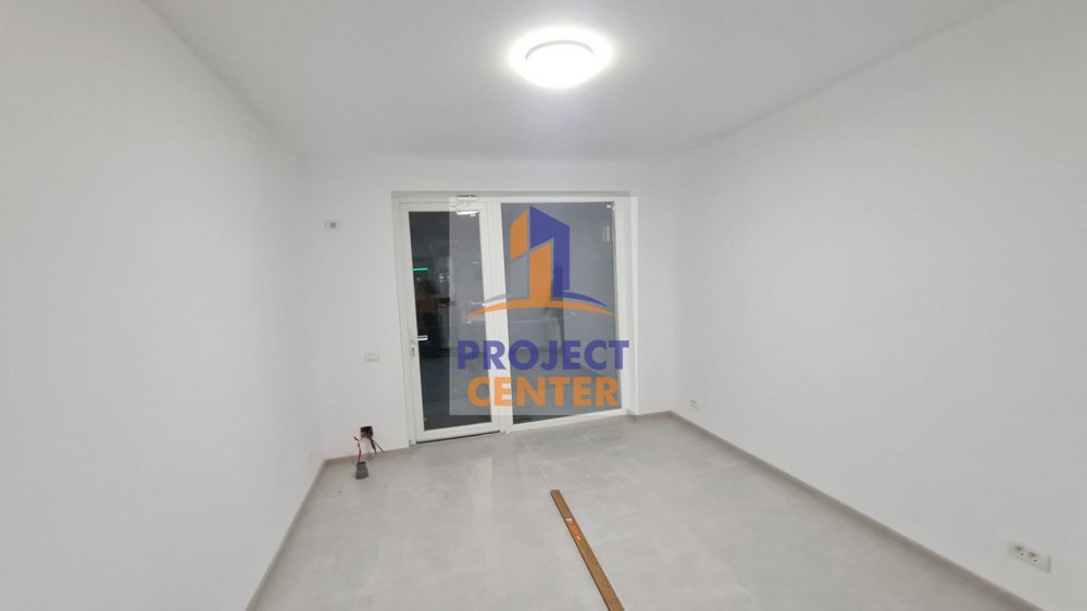 Spatiu comercial Ultracentral, parter, stradal